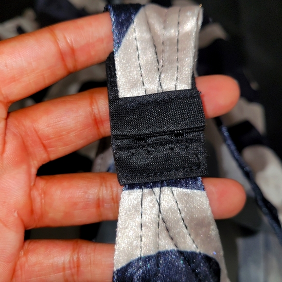 NWOT Long Sleeve Bodysuit - Picture 6 of 7